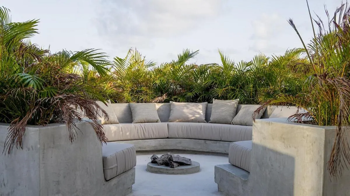 Colibri Loft Beach Club Pass Tulum 0*,